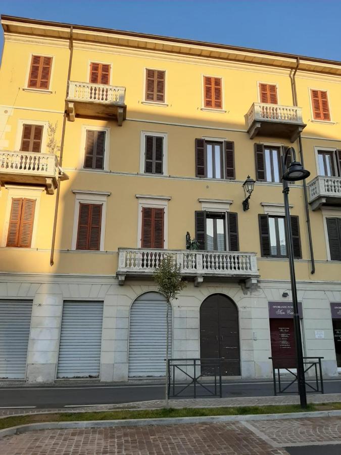 Appartamento Le Due Rocche Arona Exterior foto